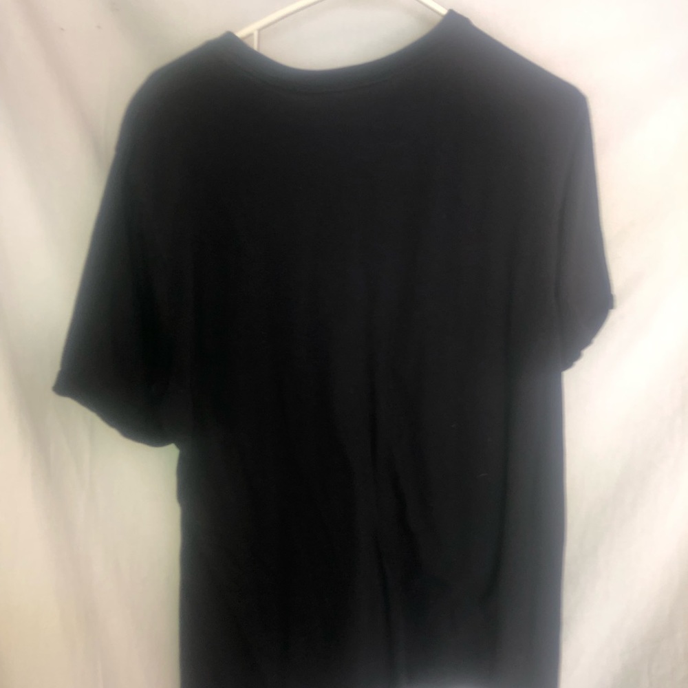 Nike black and camo tshirt - Picture 9 of 11